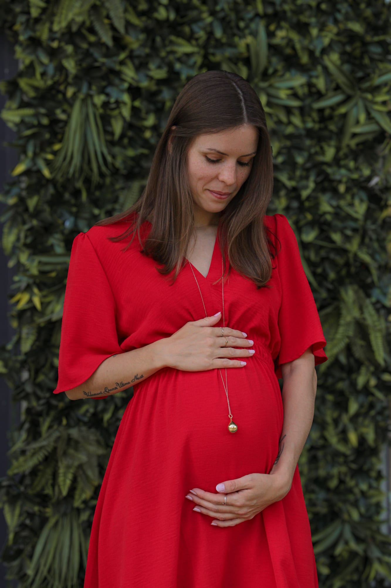 Mamans enceintes et mamans bébé, photographie famille / naissance par Emma Bortot, photo 2