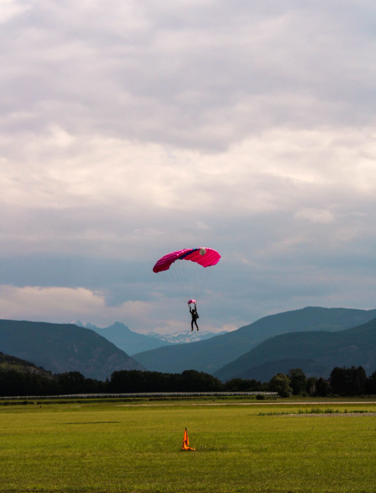 Parachutisme à Tallard, photographie sport par Emma Bortot, photo 2