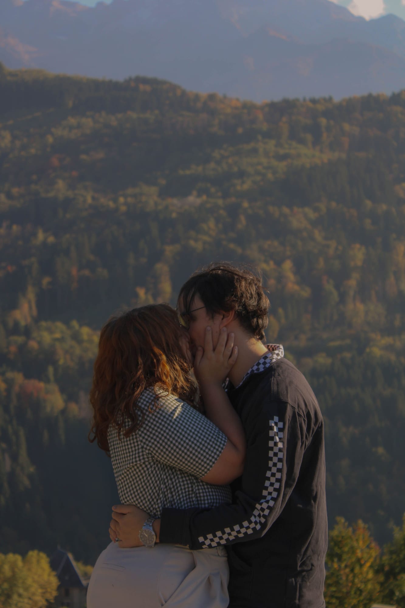 Shooting de couple pour Halloween, photographie couple par Emma Bortot, photo 2