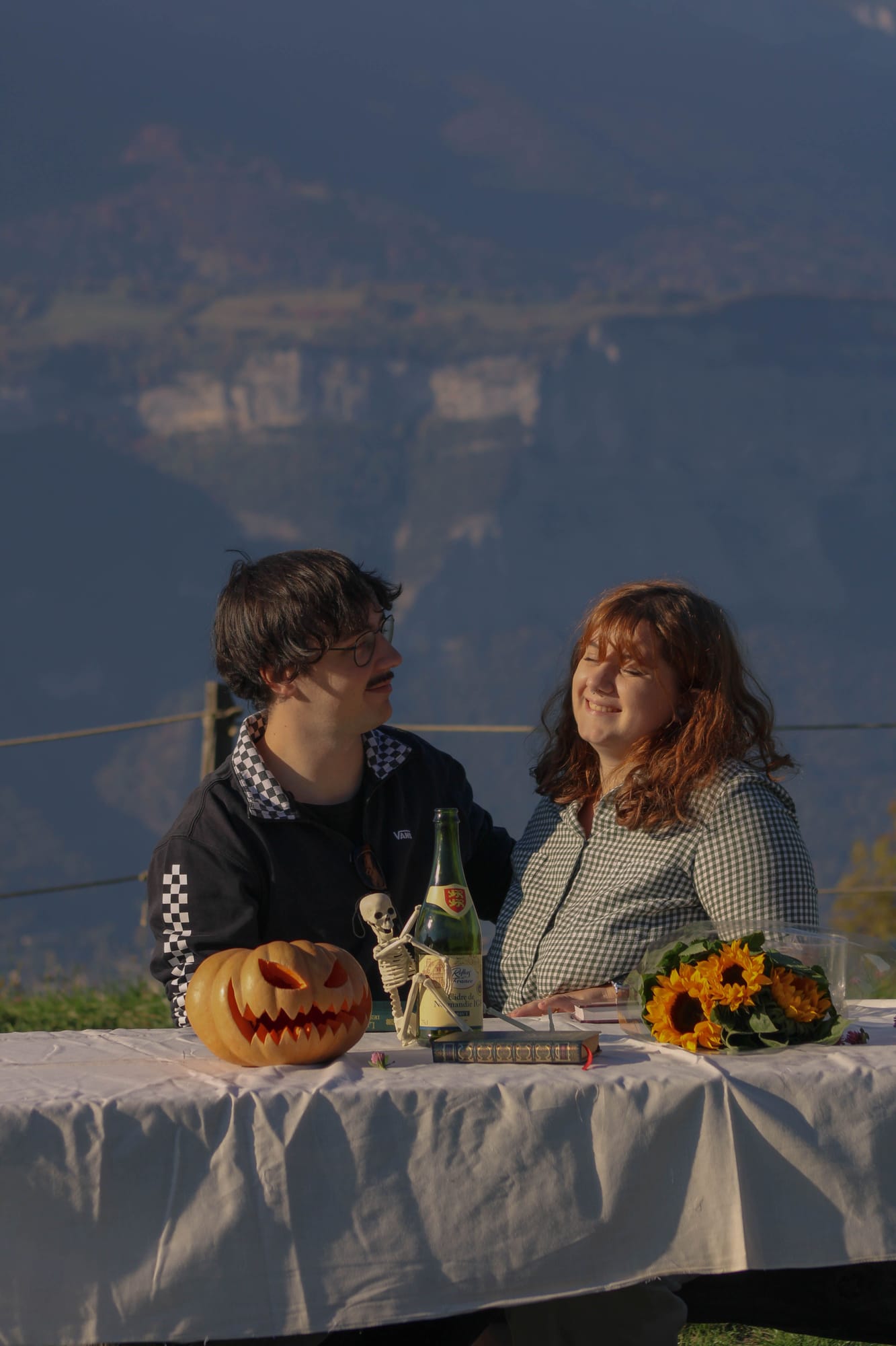 Shooting de couple pour Halloween, photographie couple par Emma Bortot, photo 14